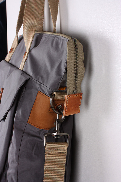 ALLY CAPELLINO - TIMOTHY TOTE GREY