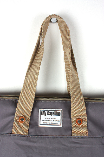ALLY CAPELLINO - TIMOTHY TOTE GREY